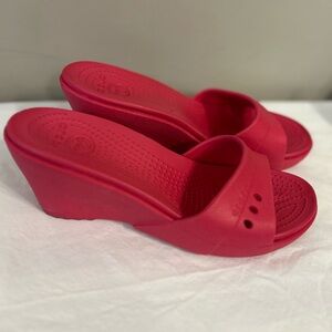 Crocs Kadee wedge heel size 9